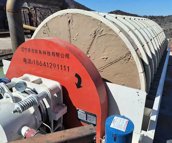 朝阳硅尾矿某现场